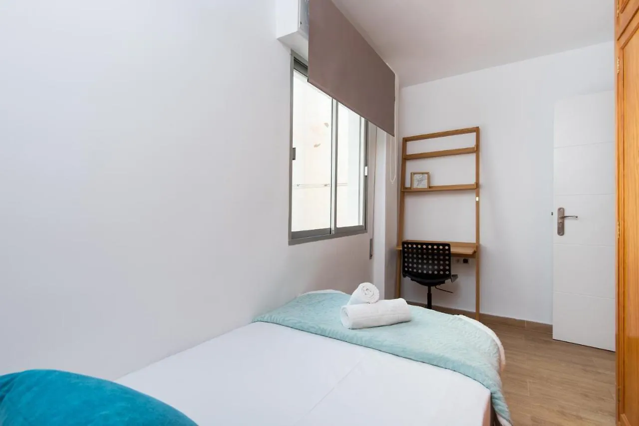 The 7Th Corner, Hugh Apartment Ideal For Groups Málaga